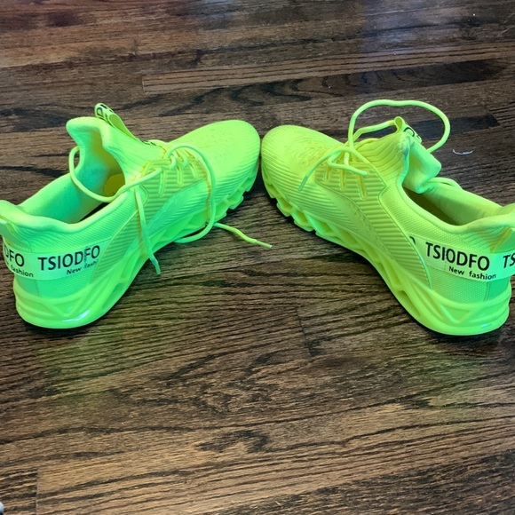 New Fashion sneakers size 11.5 - Picture 5 of 6